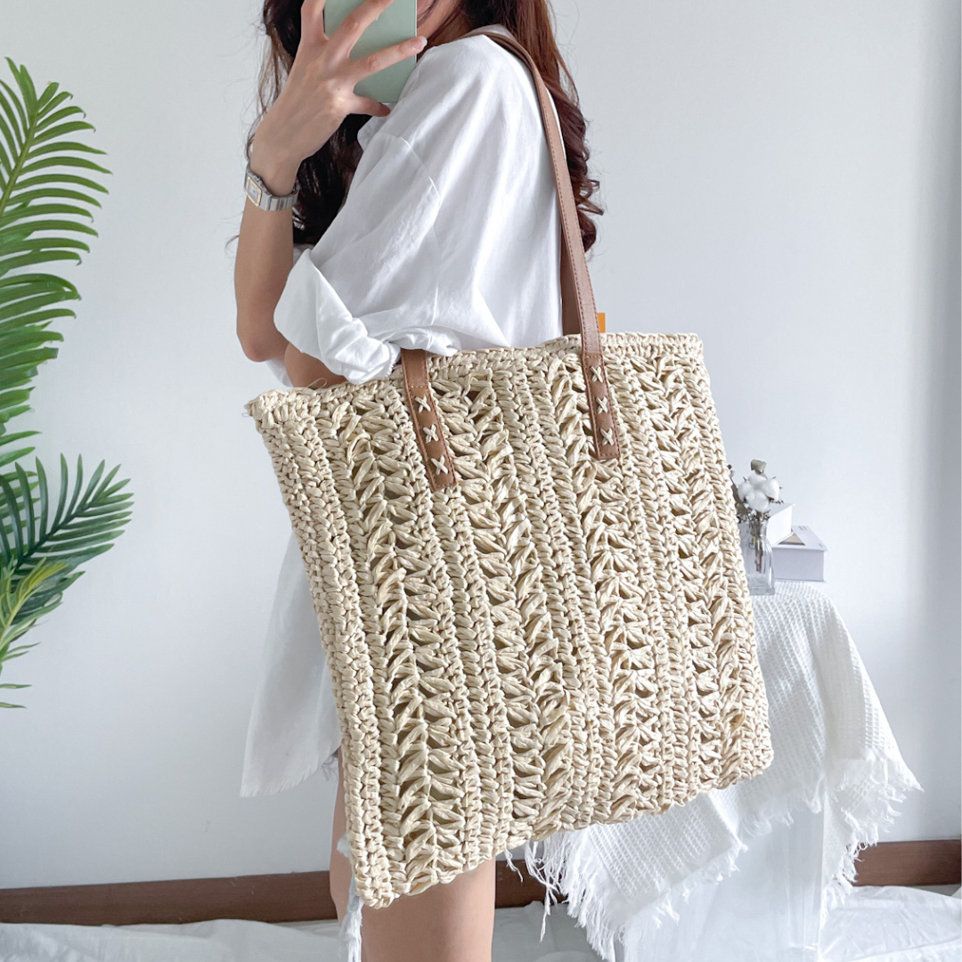 Shoulder Carry Straw Totebag