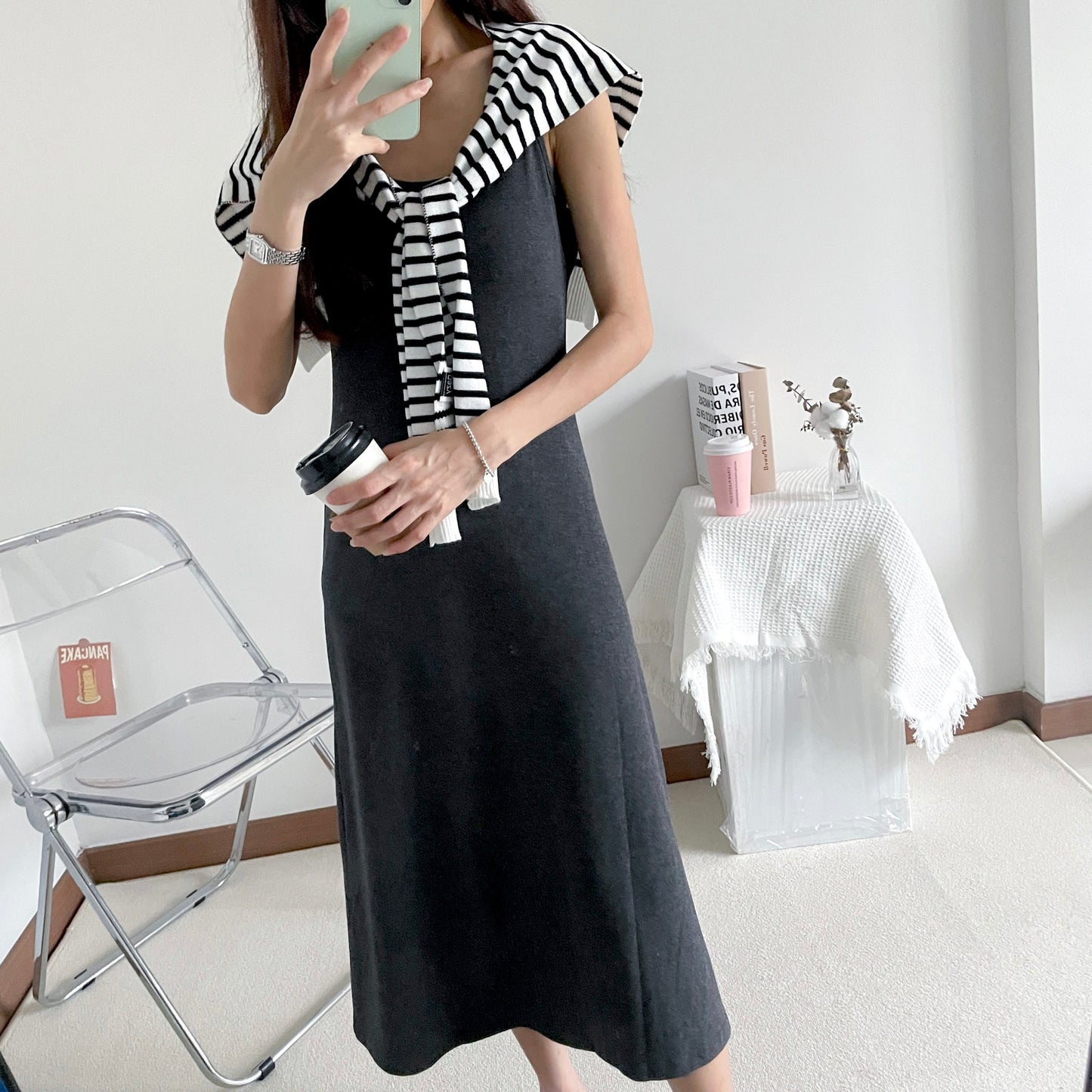 Petite Eleador Basic Grey Dress