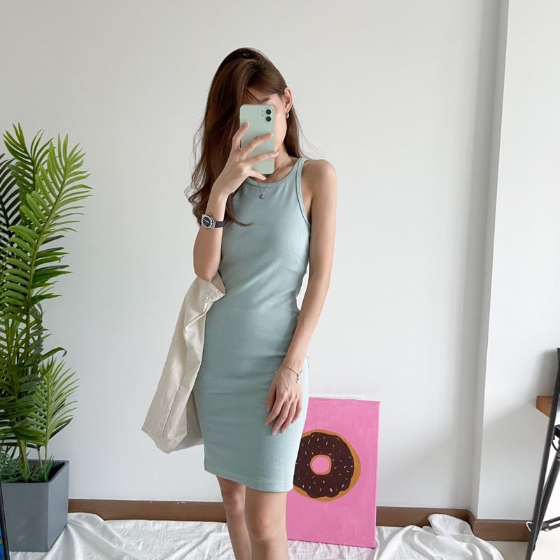 The Wynnie Dress