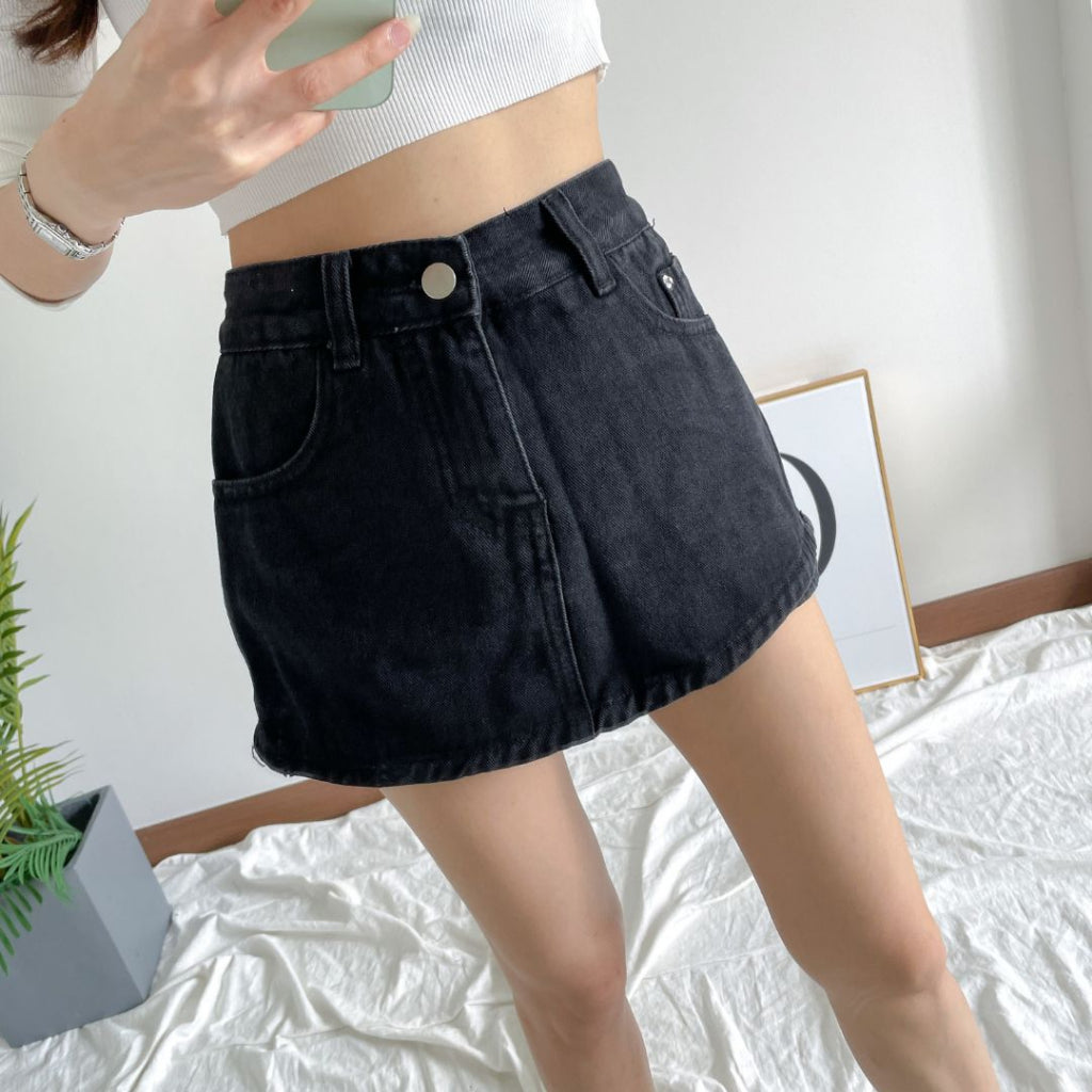 Petite Adely Denim Skorts